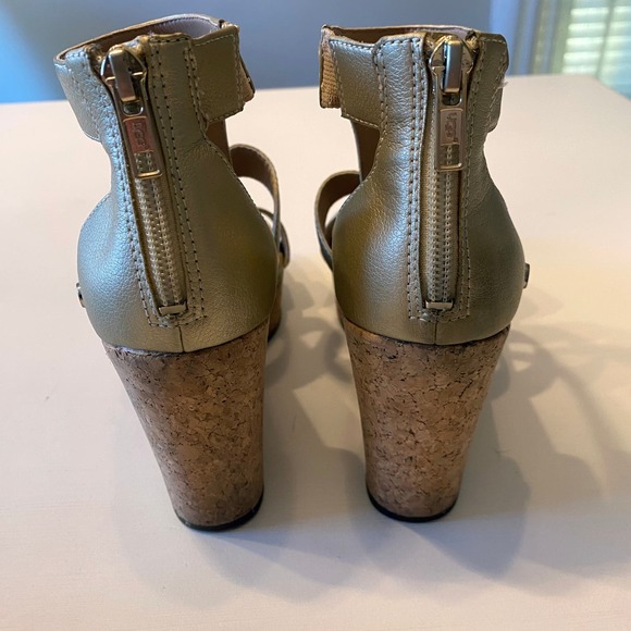 UGG Whitney Gold Metallic Cork Wedge Platform Sandal Women's Size 7 - Picture 7 of 13